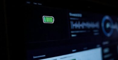 MacBook dañado muestra diagnóstico y datos
