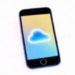 iCloud sincroniza contactos con estilo moderno