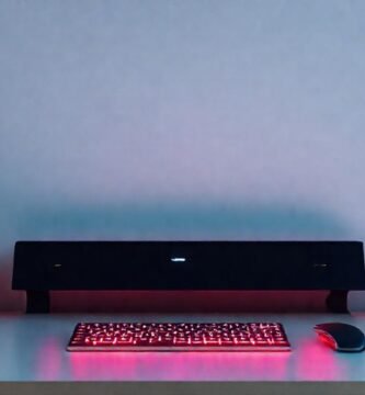 Un escritorio minimalista inspira concentración digital