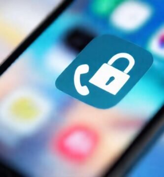 Un smartphone bloqueado transmite preocupación digital