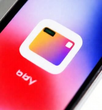 iPhone Apple Pay: ilustración moderna y vibrante