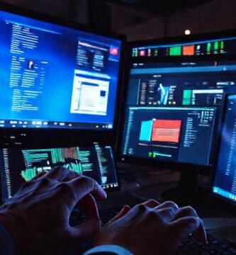 Un escritorio tecnológico y enfocado en la productividad