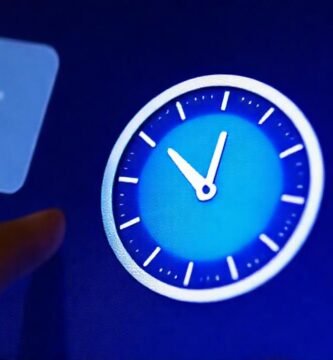 Un reloj viajero en macOS alerta