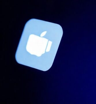 Un escritorio macOS limpio y moderno